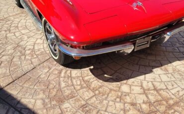 Chevrolet-Corvette-1966-Convertible-10