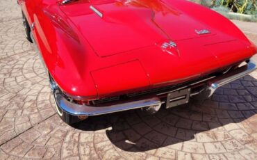 Chevrolet-Corvette-1966-Convertible-11