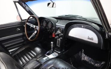 Chevrolet-Corvette-1966-Convertible-12