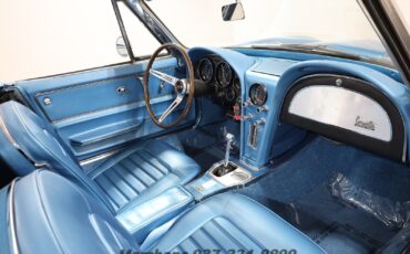 Chevrolet-Corvette-1966-Convertible-12