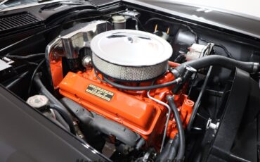 Chevrolet-Corvette-1966-Convertible-14