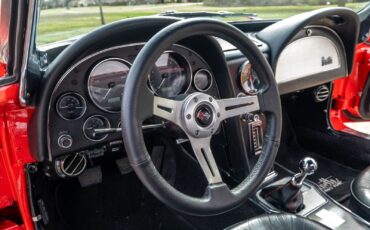Chevrolet-Corvette-1966-Convertible-15