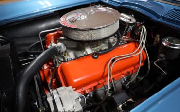 Chevrolet-Corvette-1966-Convertible-2