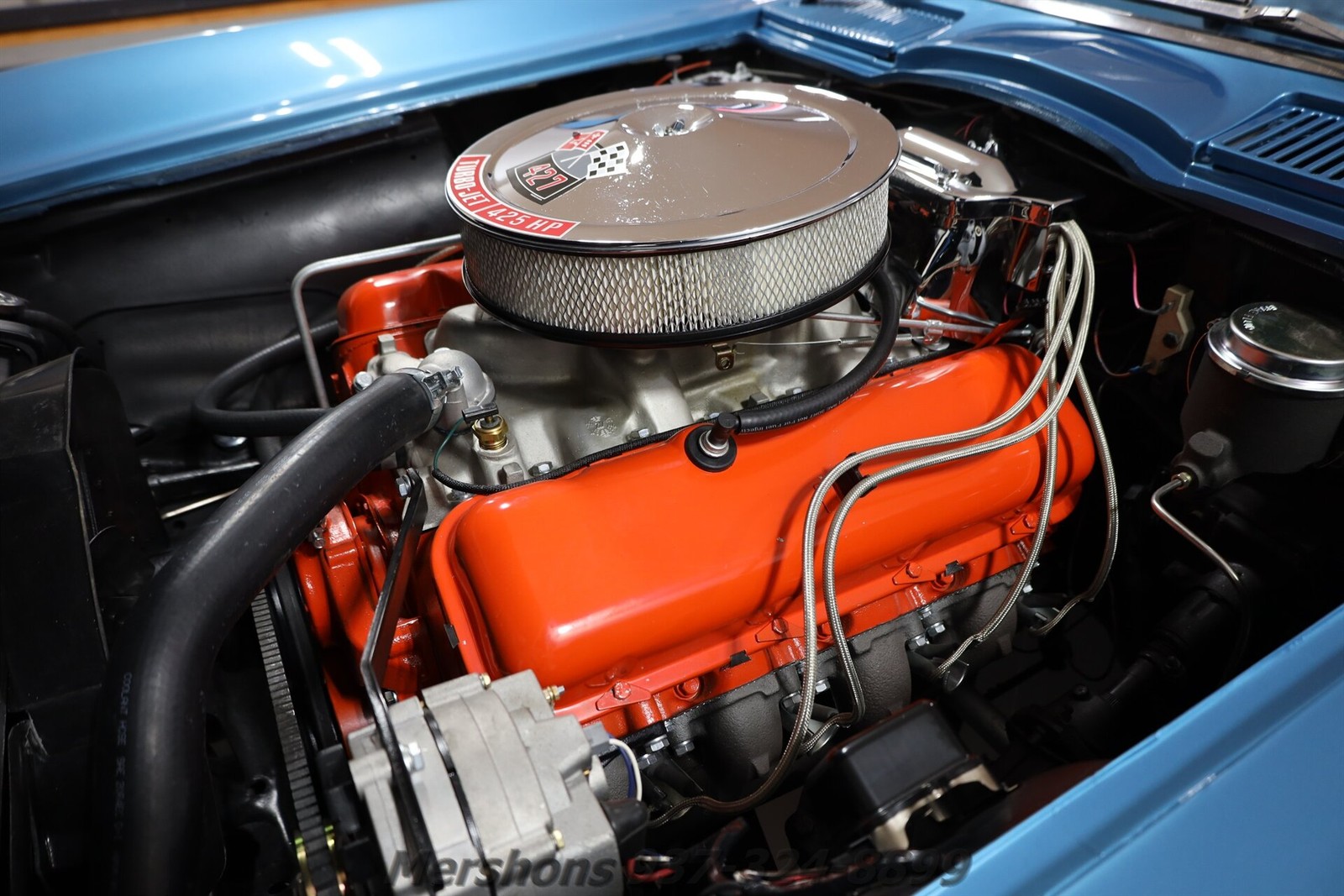 Chevrolet-Corvette-1966-Convertible-2