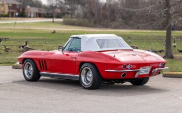 Chevrolet-Corvette-1966-Convertible-20