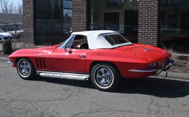 Chevrolet-Corvette-1966-Convertible-21