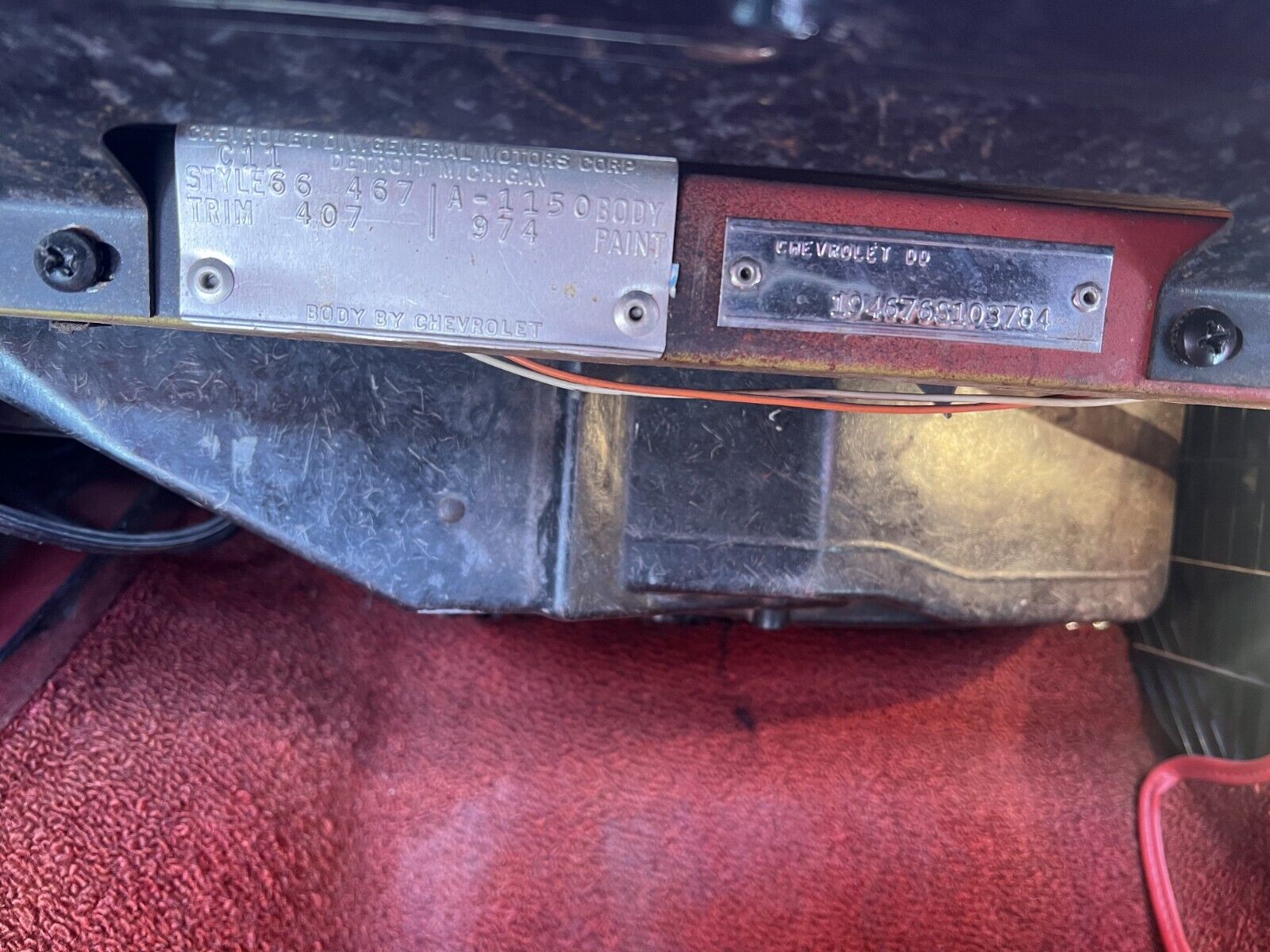 Chevrolet-Corvette-1966-Convertible-31