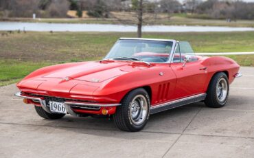 Chevrolet-Corvette-1966-Convertible