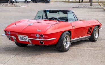 Chevrolet-Corvette-1966-Convertible-7