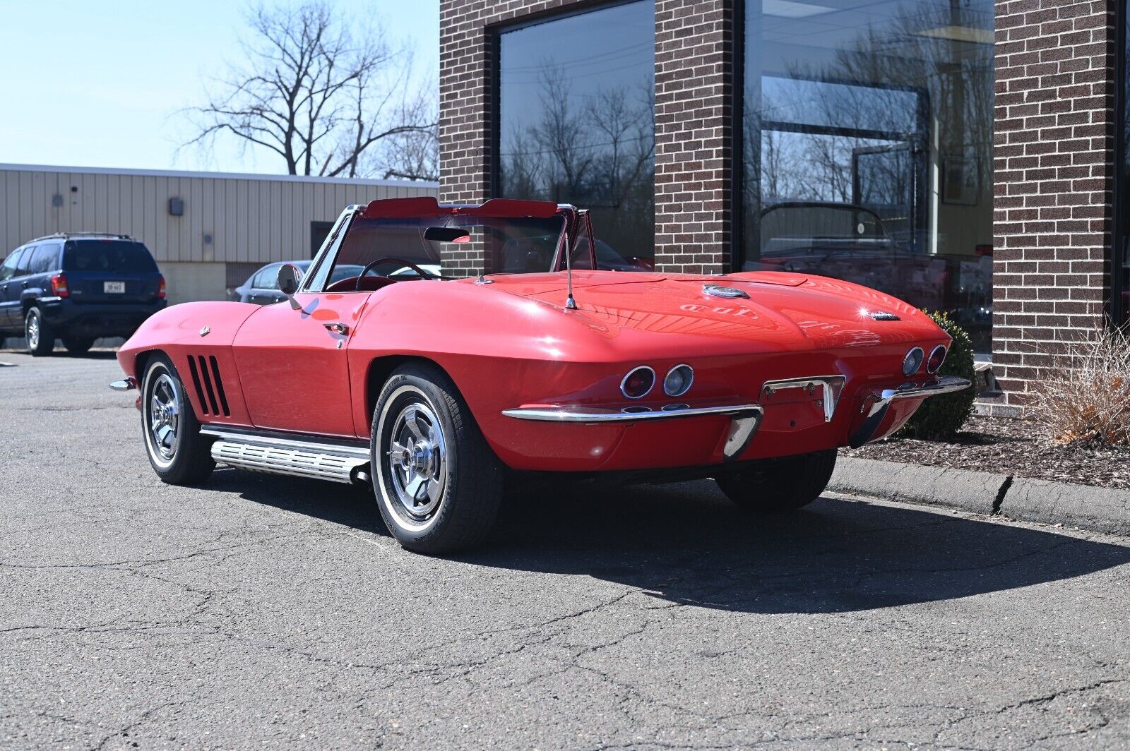 Chevrolet-Corvette-1966-Convertible-8