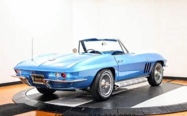 Chevrolet-Corvette-1966-Convertible-8