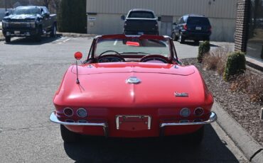 Chevrolet-Corvette-1966-Convertible-9
