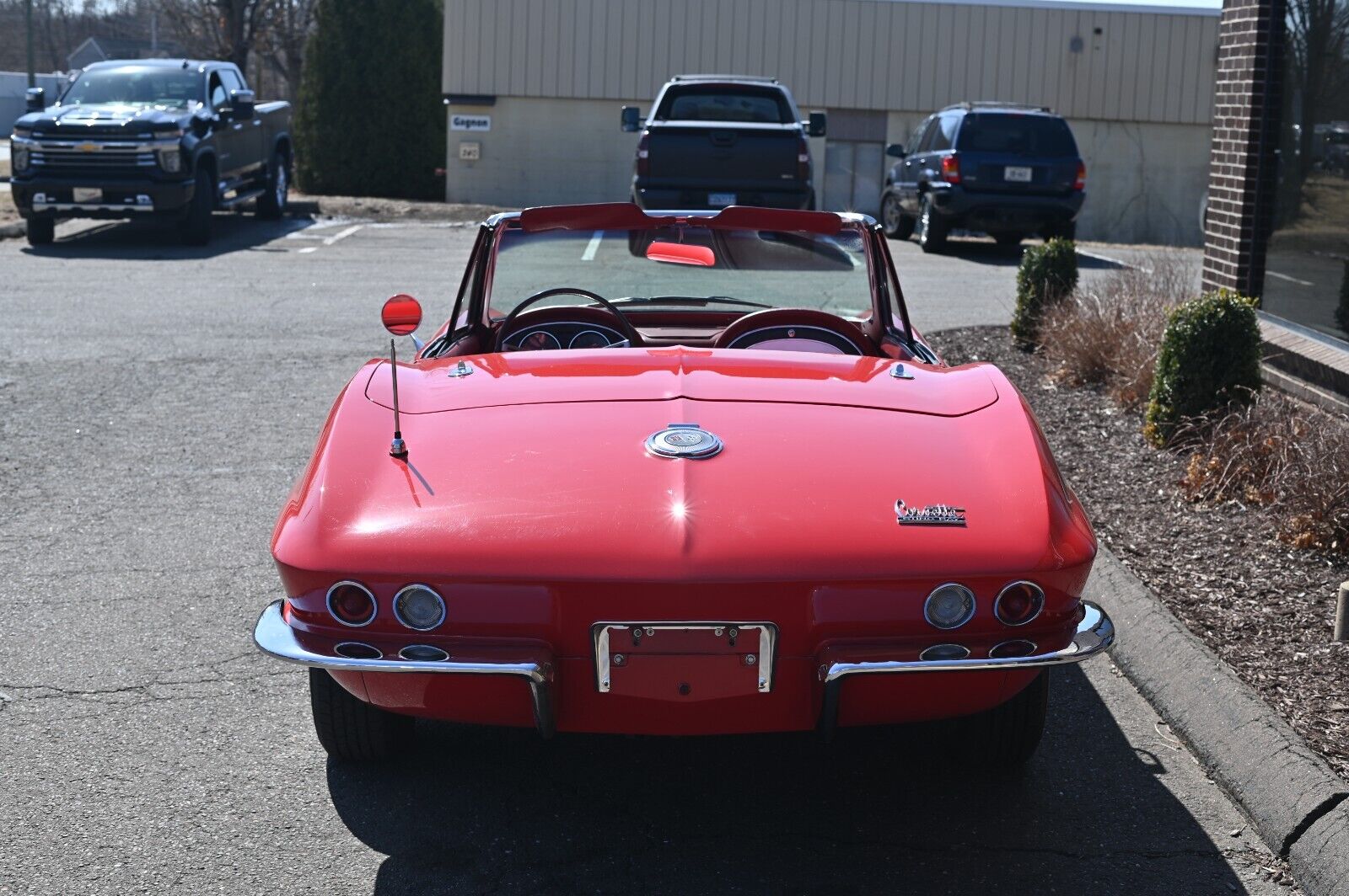 Chevrolet-Corvette-1966-Convertible-9
