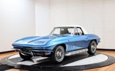 Chevrolet-Corvette-1966-Convertible-9