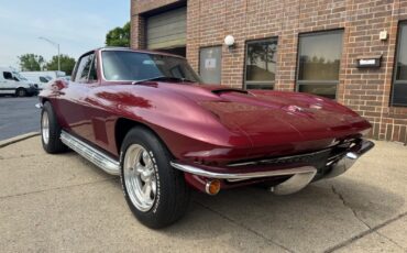 Chevrolet-Corvette-1966-Coupe-14