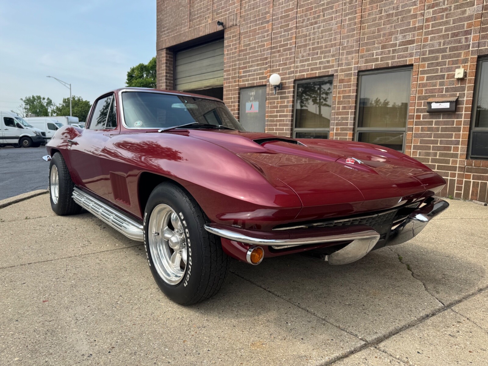Chevrolet-Corvette-1966-Coupe-14