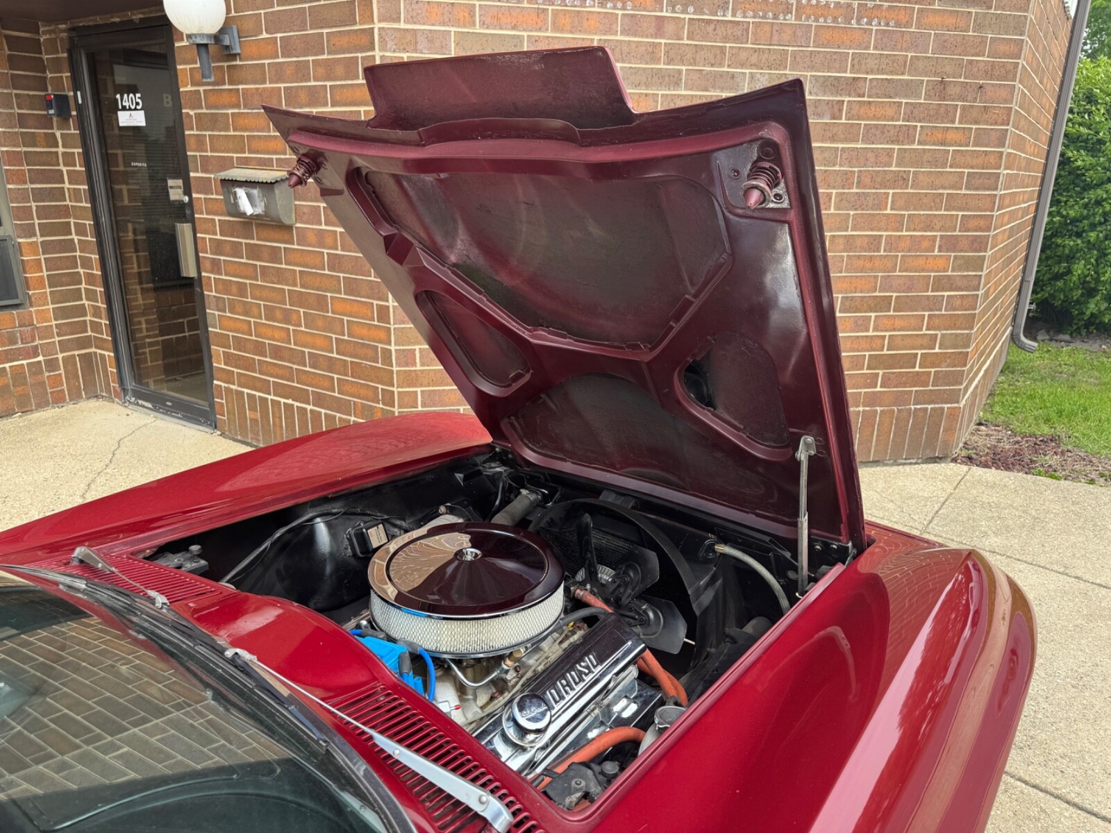 Chevrolet-Corvette-1966-Coupe-17