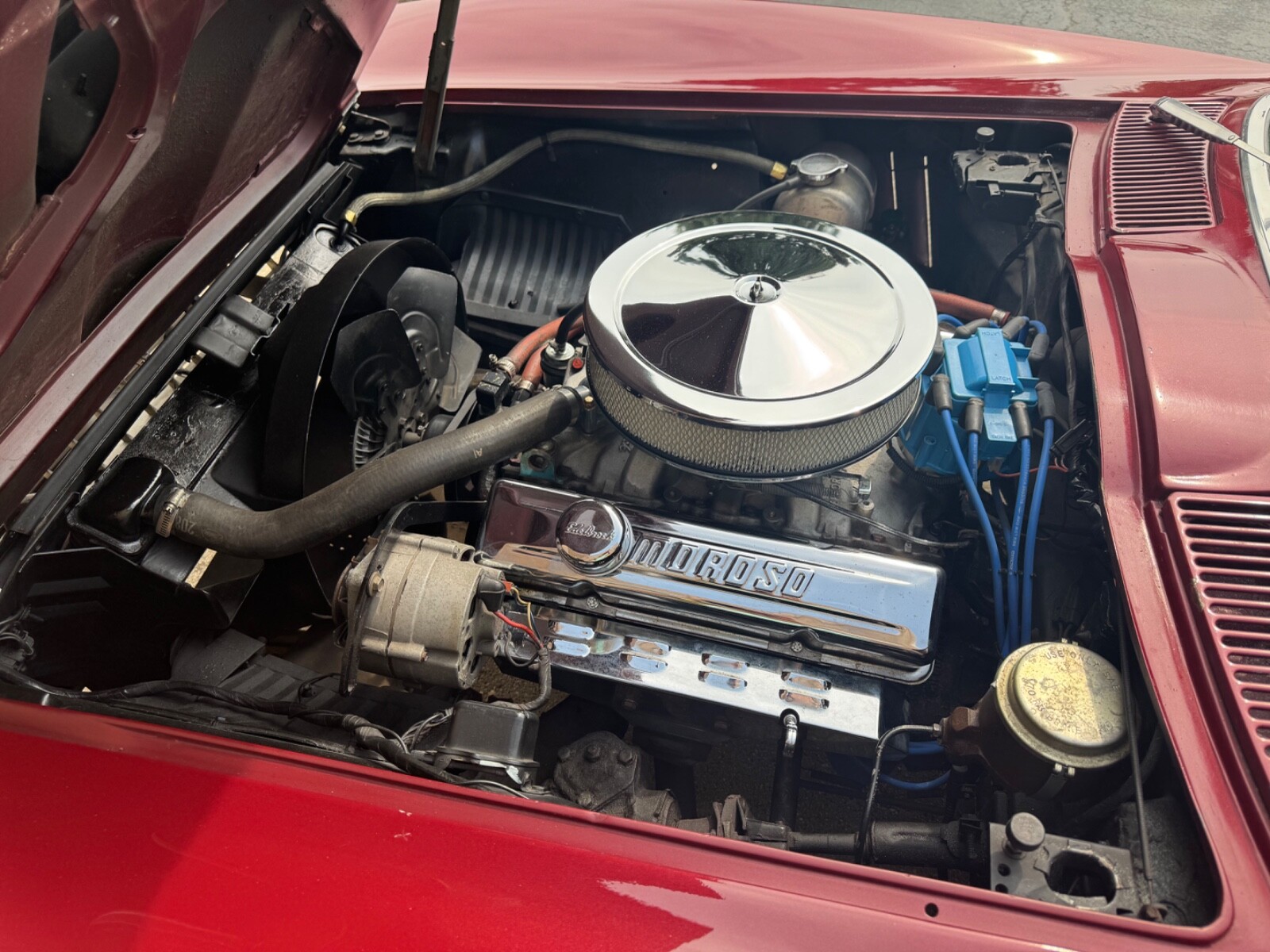 Chevrolet-Corvette-1966-Coupe-18