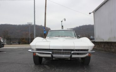 Chevrolet-Corvette-1966-Coupe-2