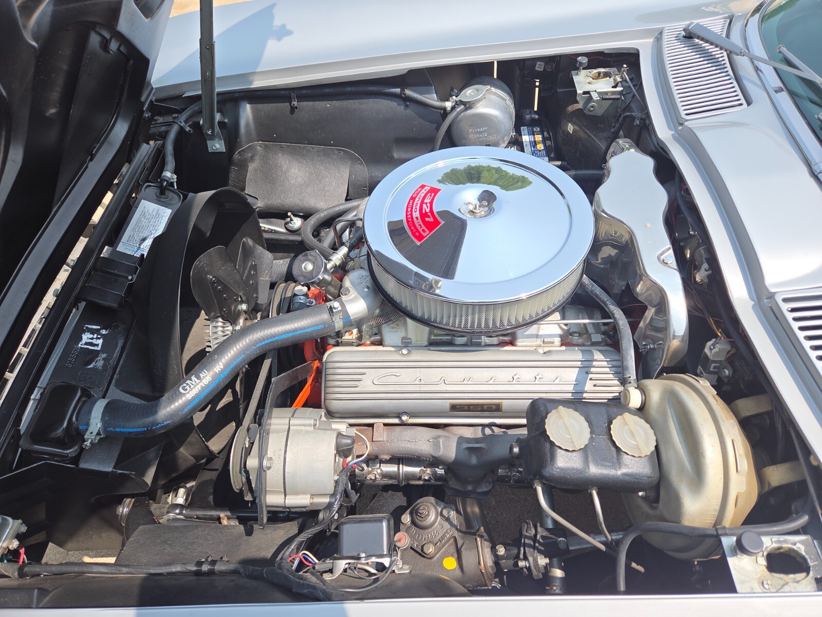 Chevrolet-Corvette-1966-Coupe-25