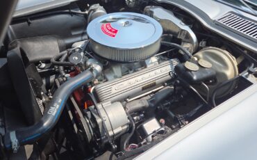 Chevrolet-Corvette-1966-Coupe-26