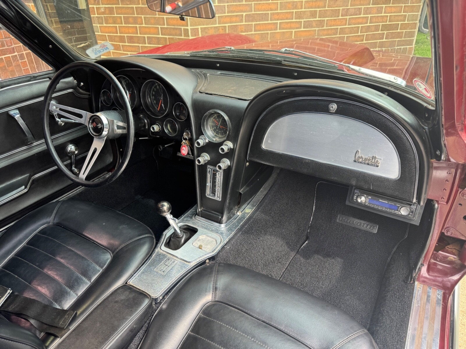Chevrolet-Corvette-1966-Coupe-27