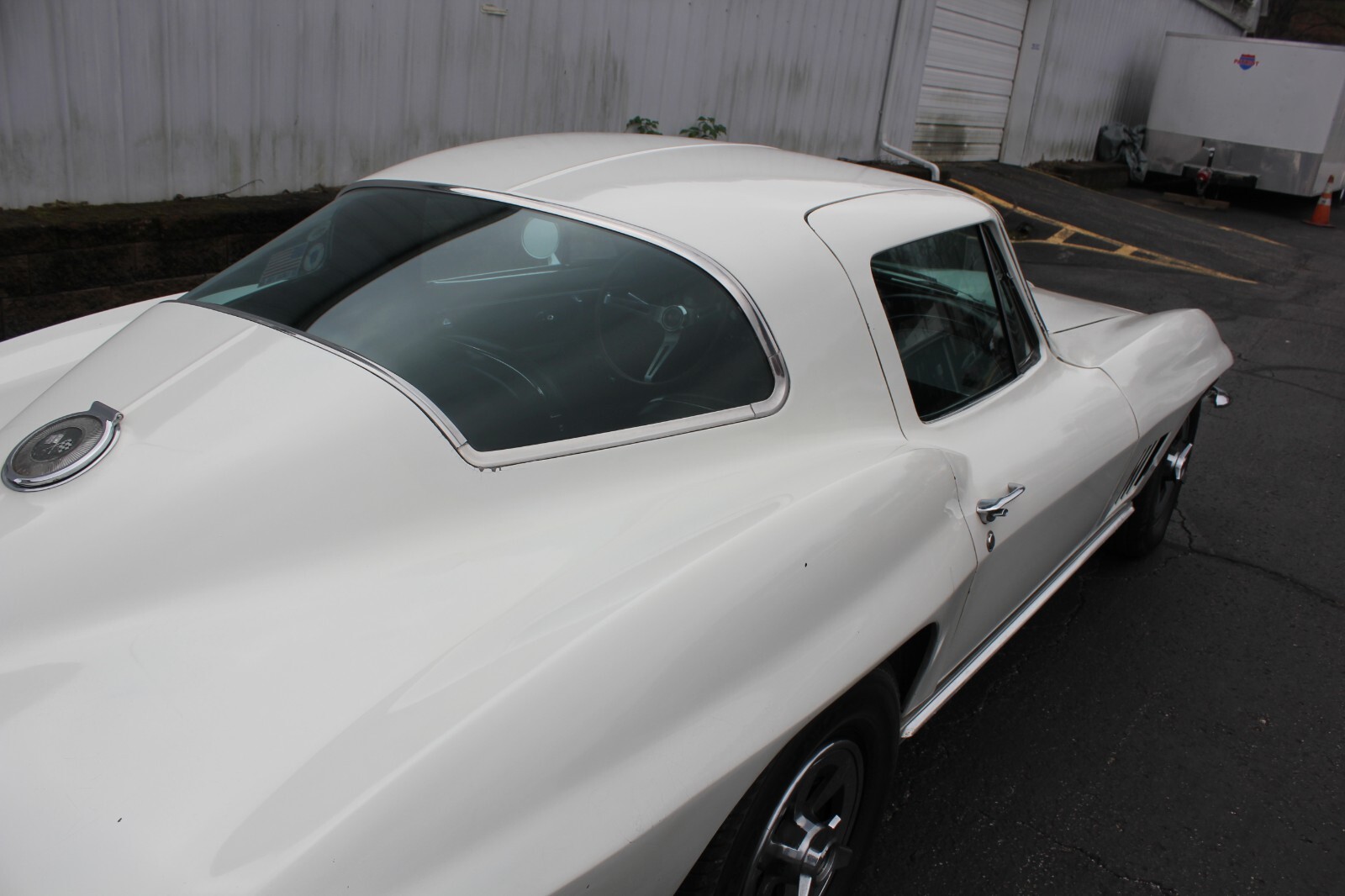 Chevrolet-Corvette-1966-Coupe-38