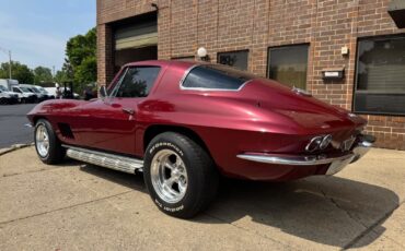 Chevrolet-Corvette-1966-Coupe-4
