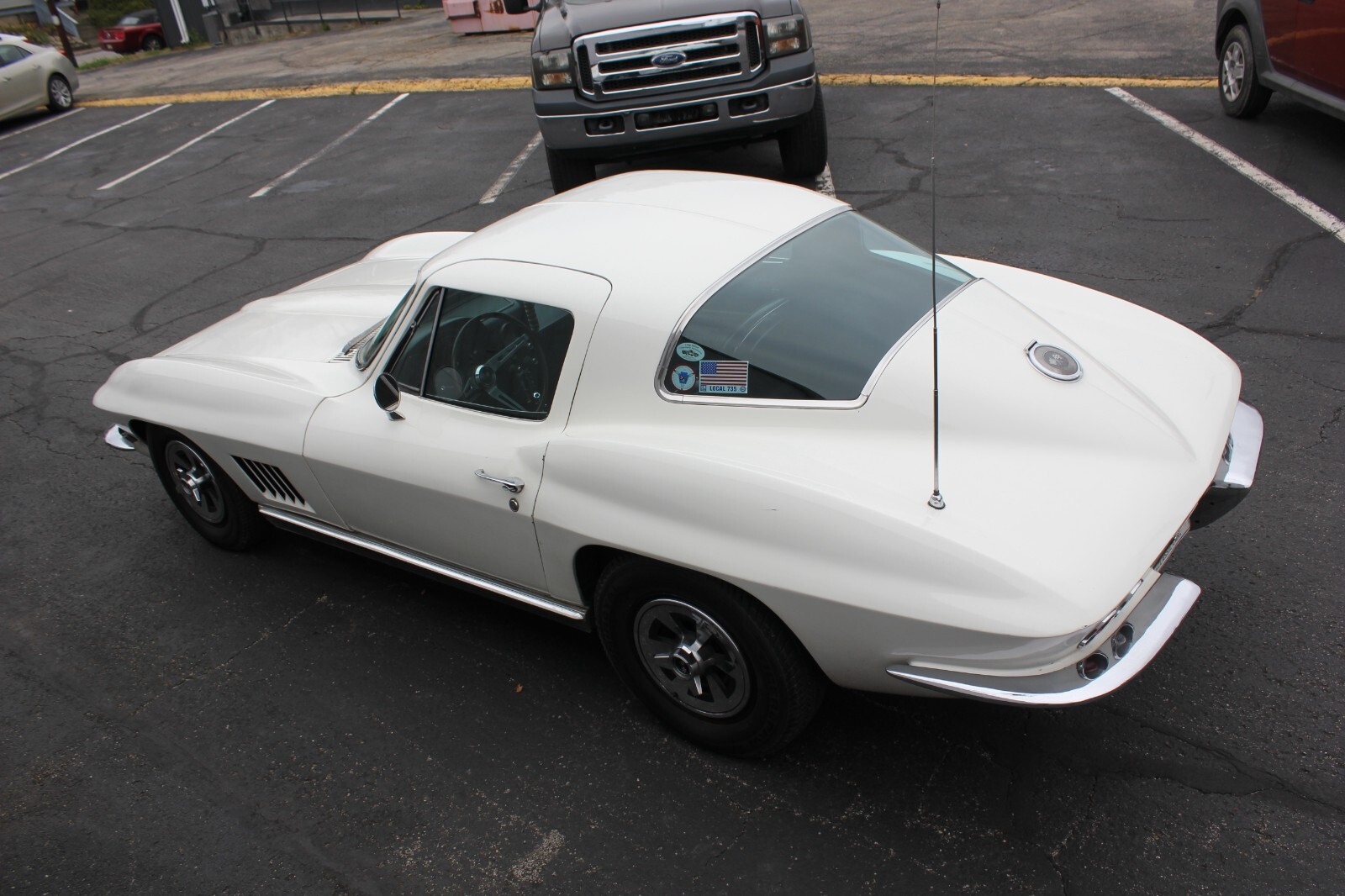 Chevrolet-Corvette-1966-Coupe-5