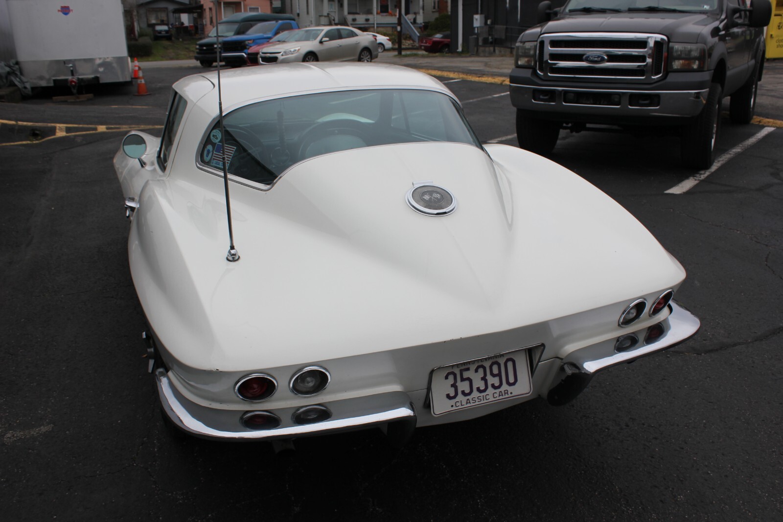 Chevrolet-Corvette-1966-Coupe-6