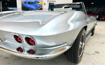 Chevrolet-Corvette-1966-Hatchback-14