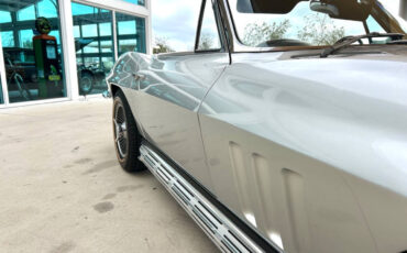 Chevrolet-Corvette-1966-Hatchback-16