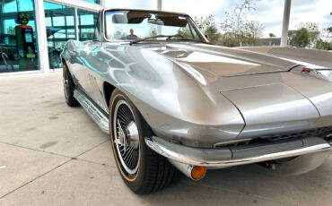 Chevrolet-Corvette-1966-Hatchback-17