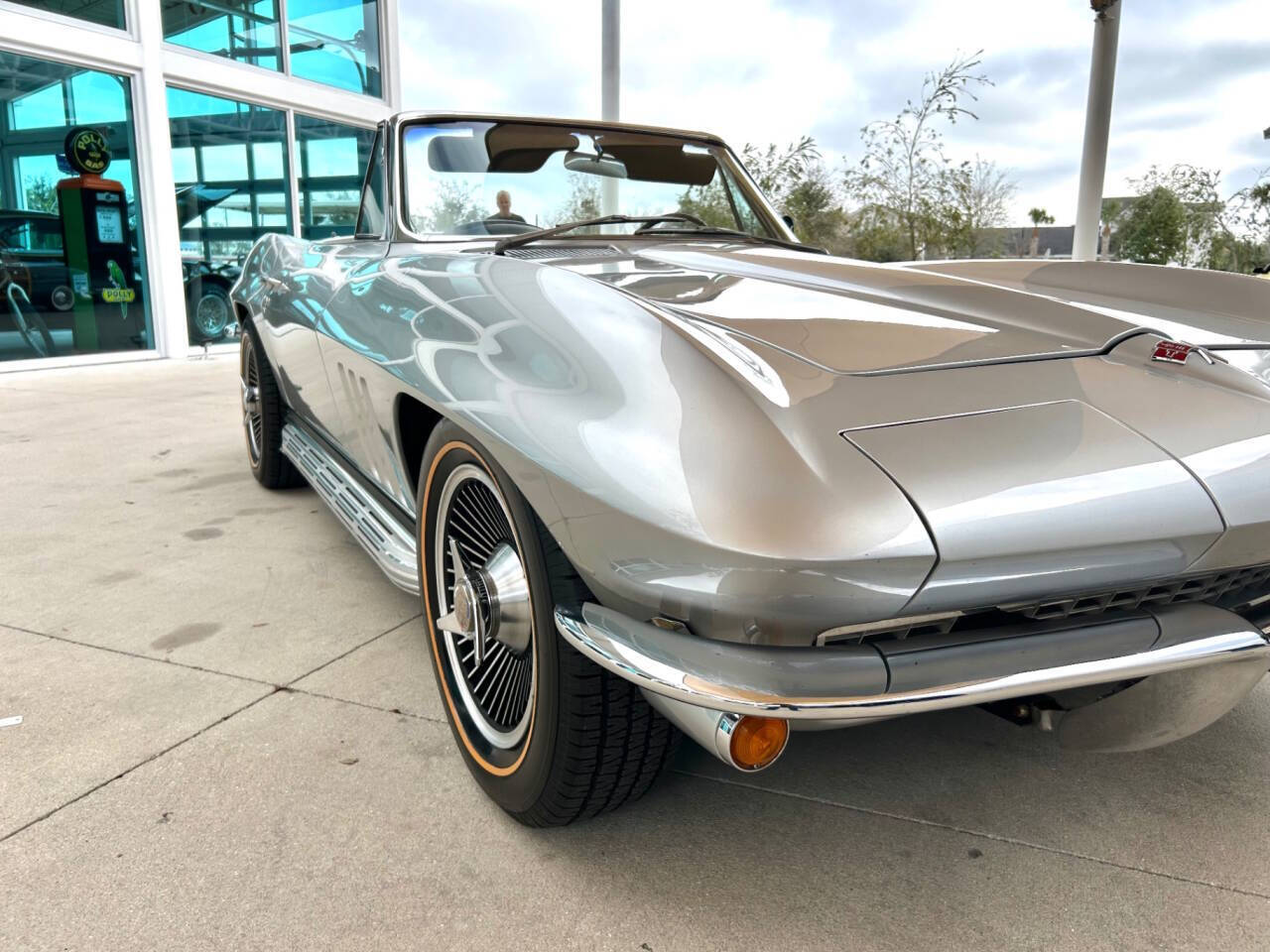Chevrolet-Corvette-1966-Hatchback-17