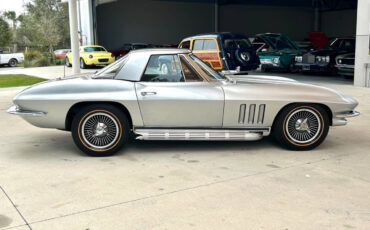 Chevrolet-Corvette-1966-Hatchback-19