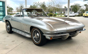 Chevrolet-Corvette-1966-Hatchback-2