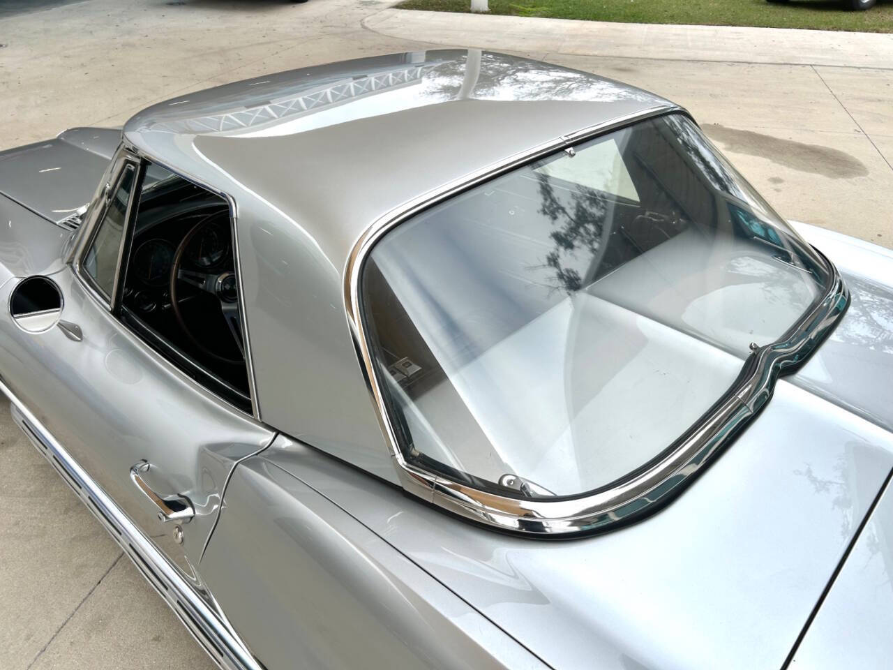 Chevrolet-Corvette-1966-Hatchback-22