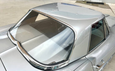 Chevrolet-Corvette-1966-Hatchback-23