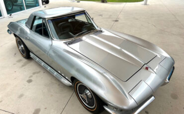Chevrolet-Corvette-1966-Hatchback-25