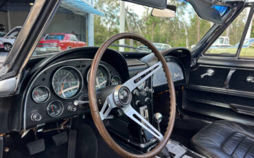 Chevrolet-Corvette-1966-Hatchback-29