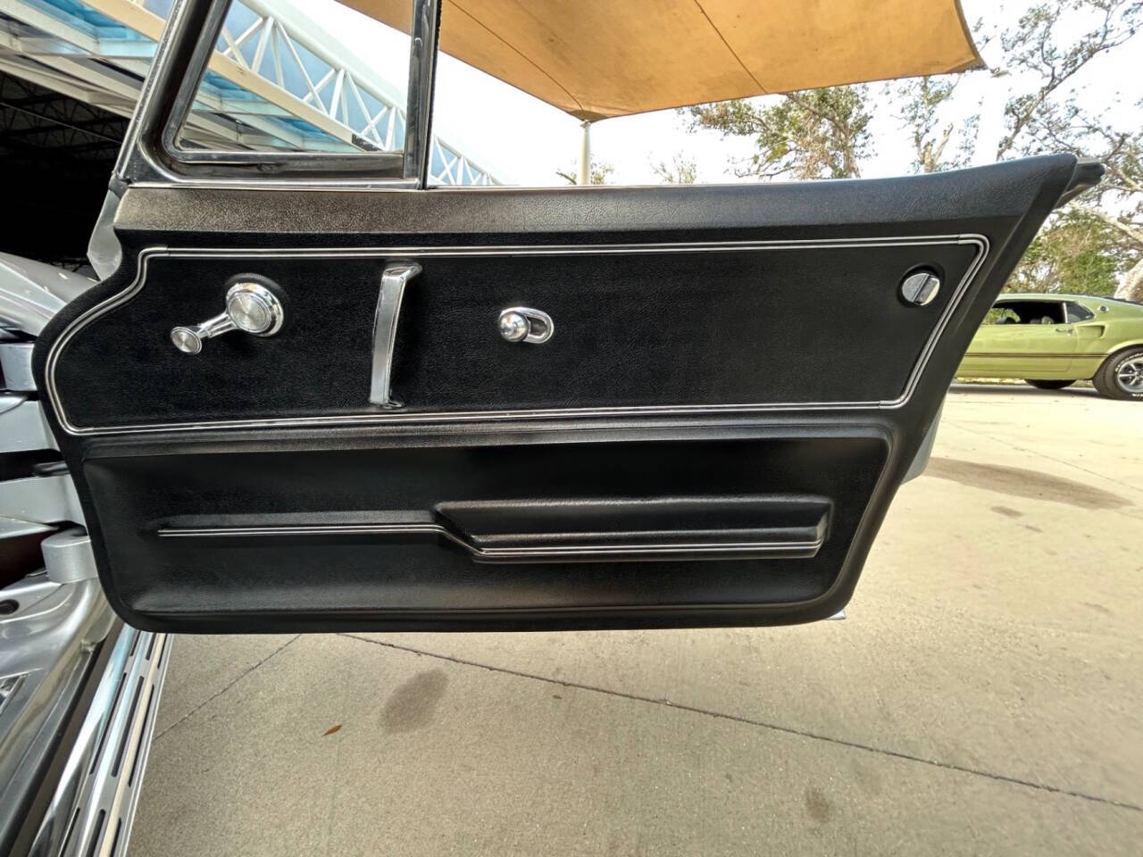 Chevrolet-Corvette-1966-Hatchback-33