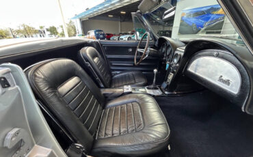 Chevrolet-Corvette-1966-Hatchback-35