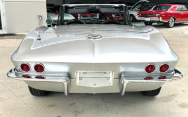 Chevrolet-Corvette-1966-Hatchback-5