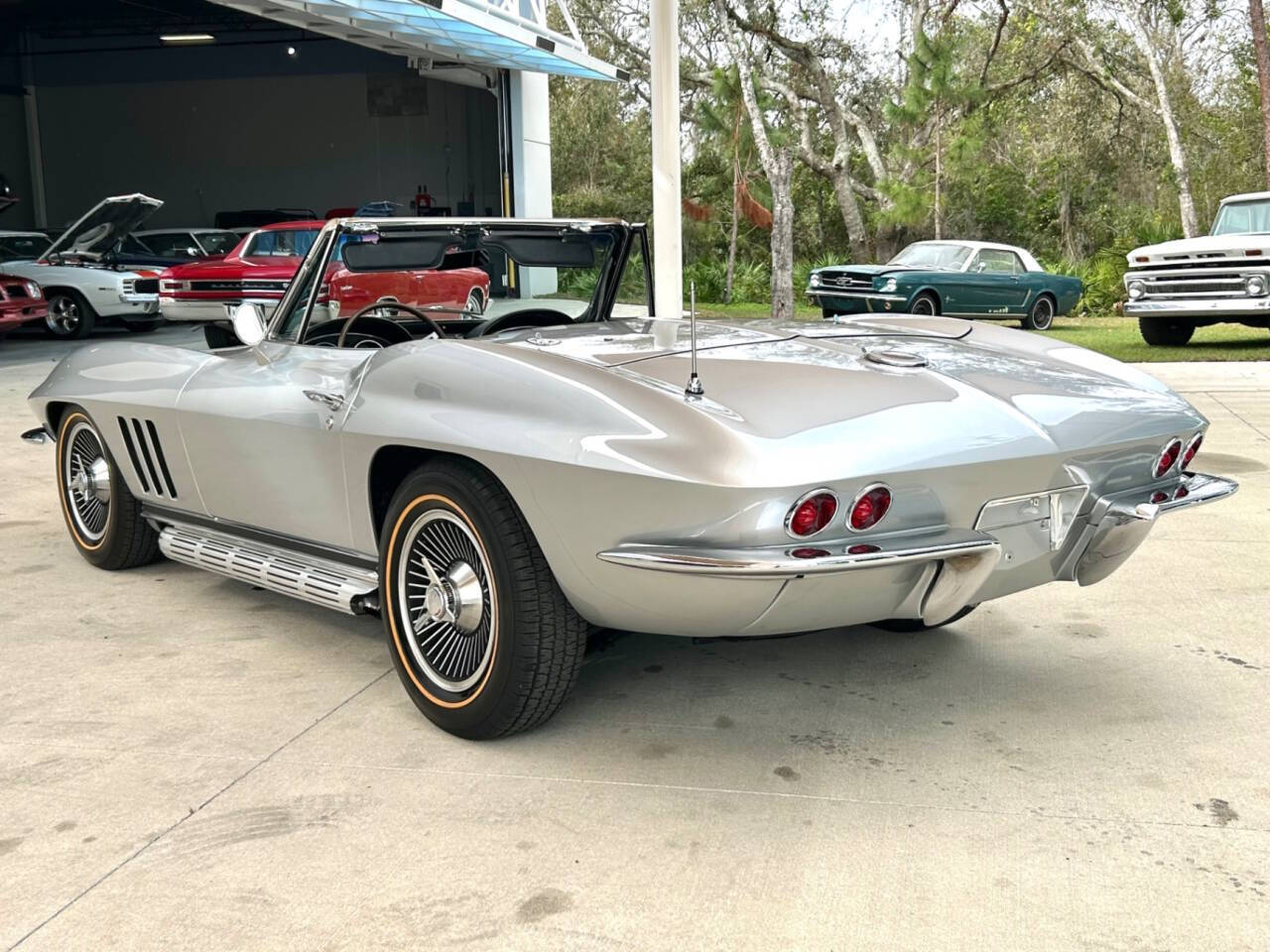 Chevrolet-Corvette-1966-Hatchback-7