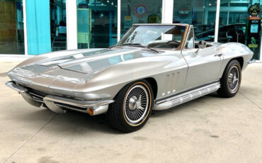 Chevrolet-Corvette-1966-Hatchback-9