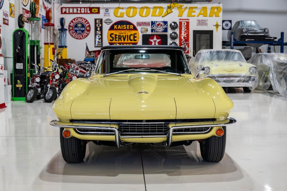 Chevrolet-Corvette-1967-11