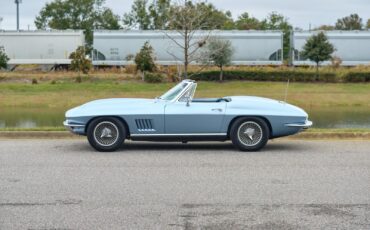 Chevrolet-Corvette-1967-2-Door-17