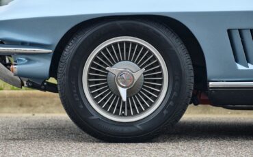 Chevrolet-Corvette-1967-2-Door-26