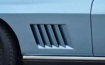 Chevrolet-Corvette-1967-2-Door-28