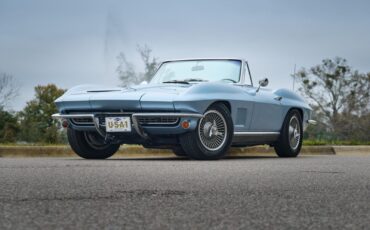 Chevrolet-Corvette-1967-2-Door-30